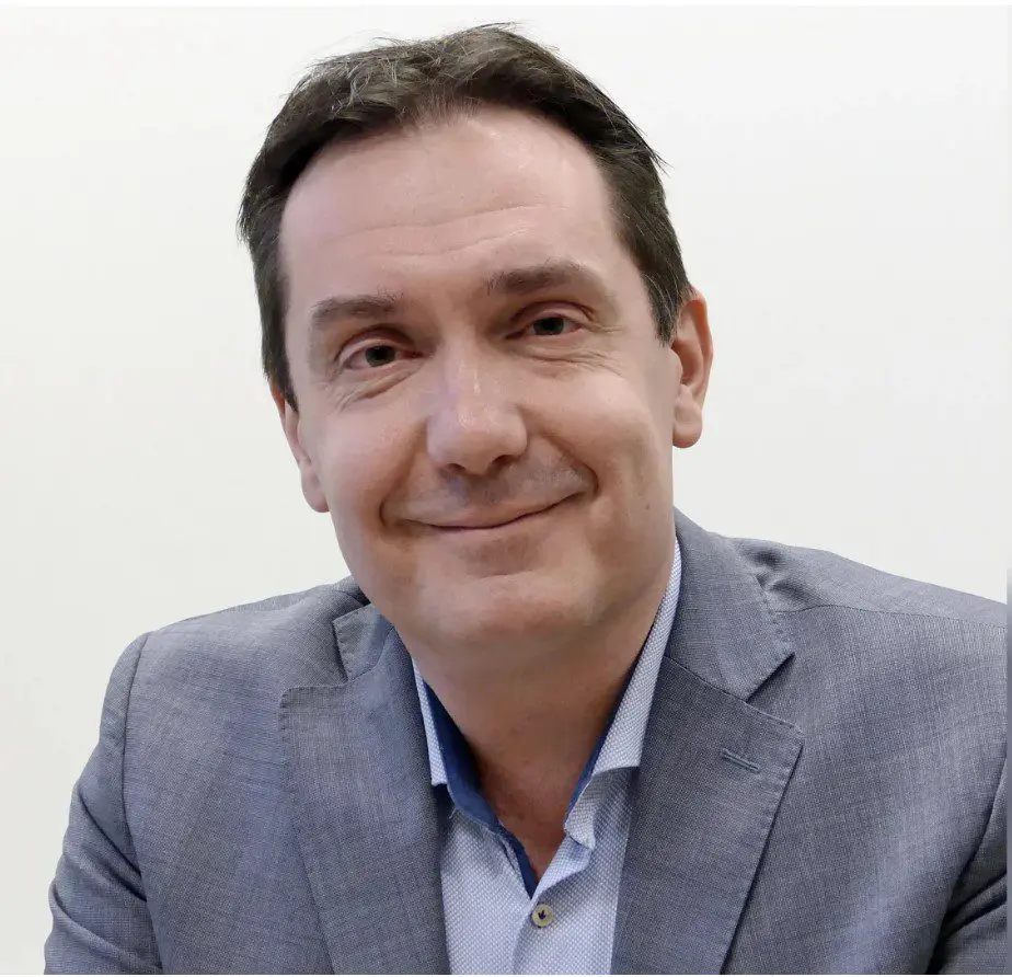 Grensoverstijgend denken Grensoverstijgend denken