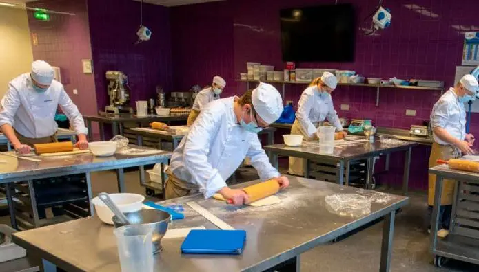Samenwerken aan een doorlopende leerroute: recept voor succes? Samenwerken aan een doorlopende leerroute: recept voor succes?